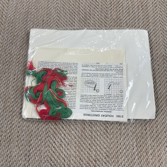 Creative Circle 2160 Holiday Greetings 8”x 10” Counted Cross Stitch Christmas - Picture 4 of 4